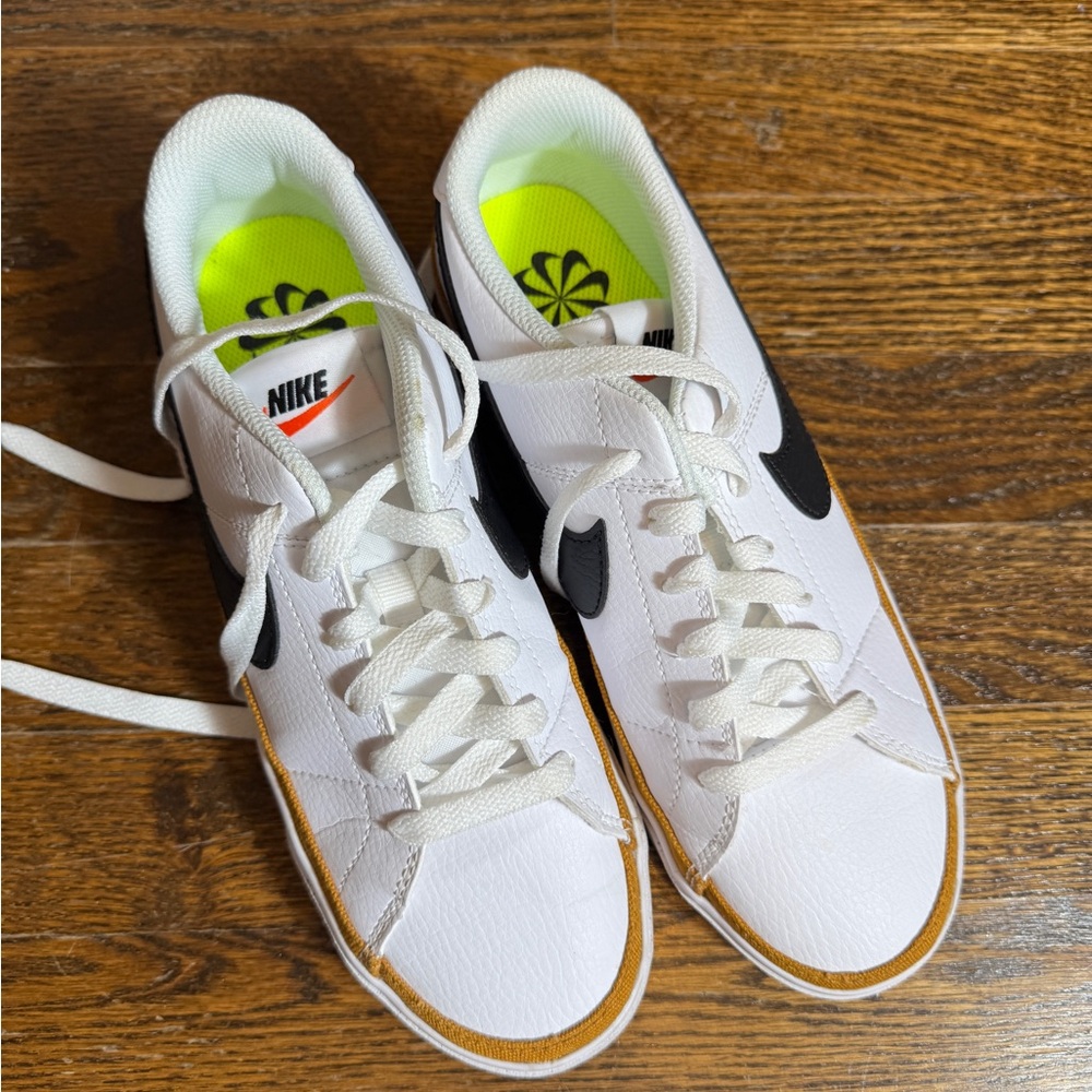 Nike Women’s Court Legacy Next Nature Shoes 7.5
